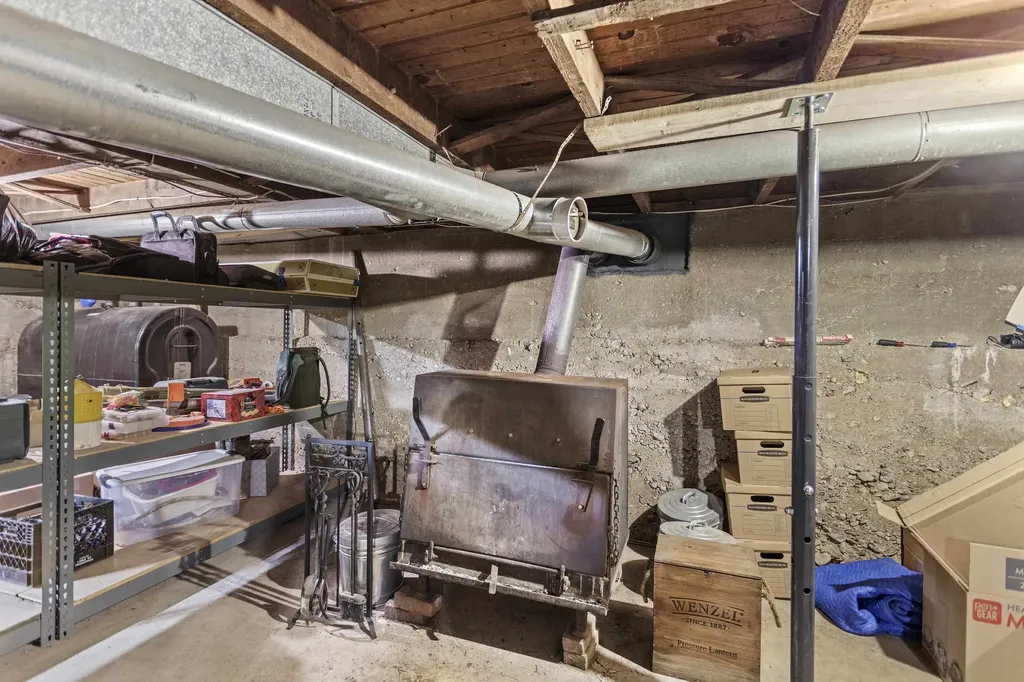 36 Charles Bancroft Highway Litchfield NH 03052