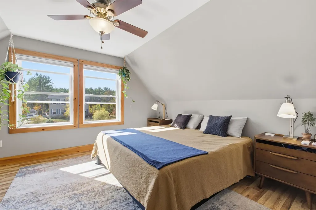 34 Courtland Drive Danbury NH 03230