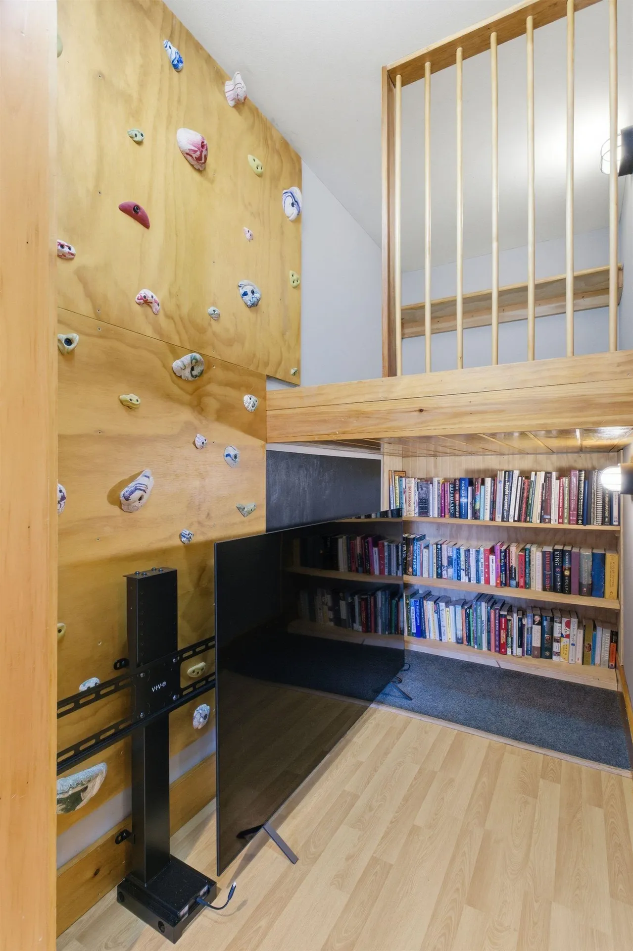 34 Courtland Drive Danbury NH 03230