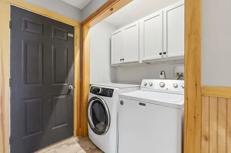 34 Courtland Drive Danbury NH 03230