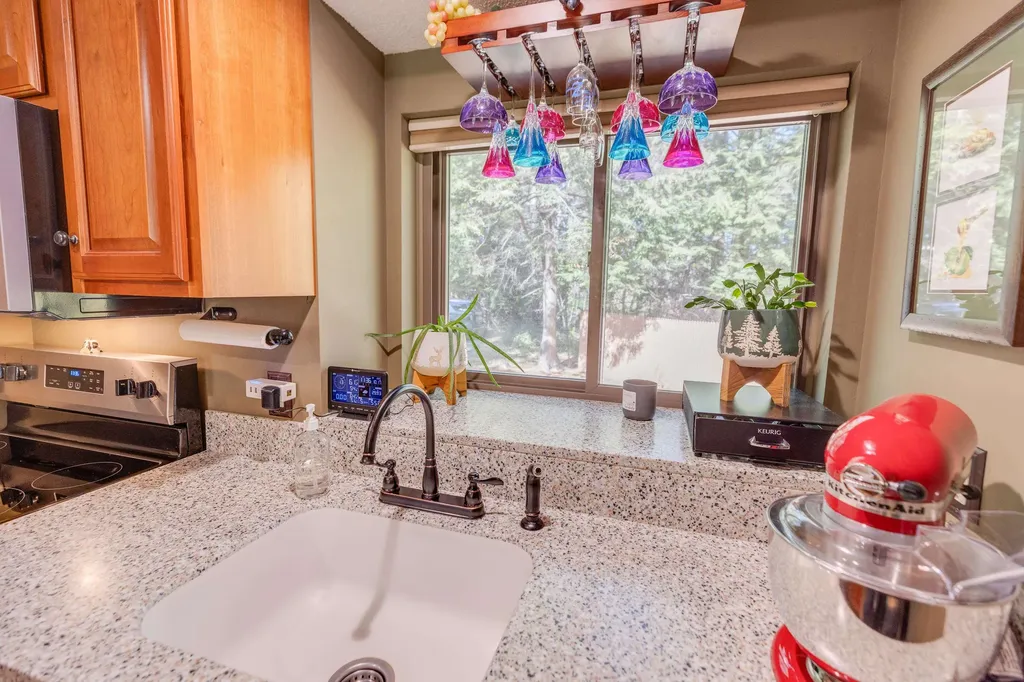 96 Fairway Drive Ashland NH 03217