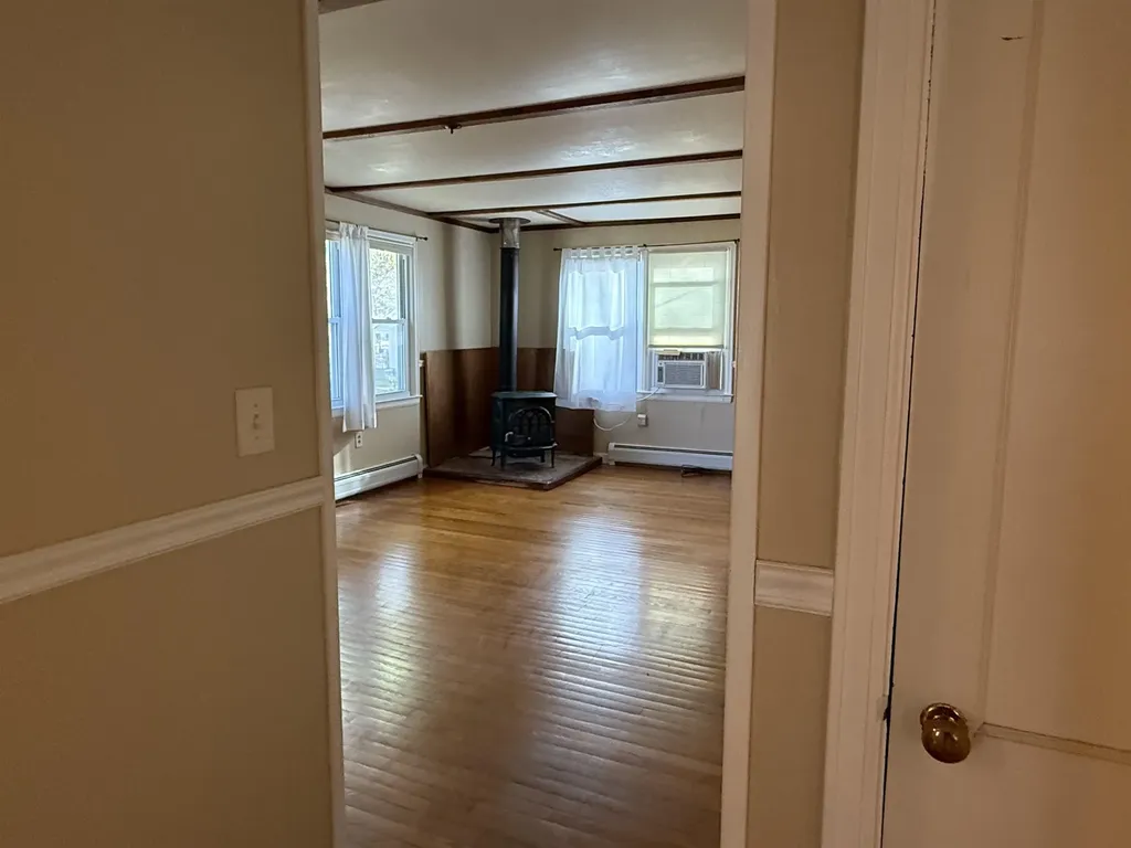 64 Bond Street Manchester VT 05255