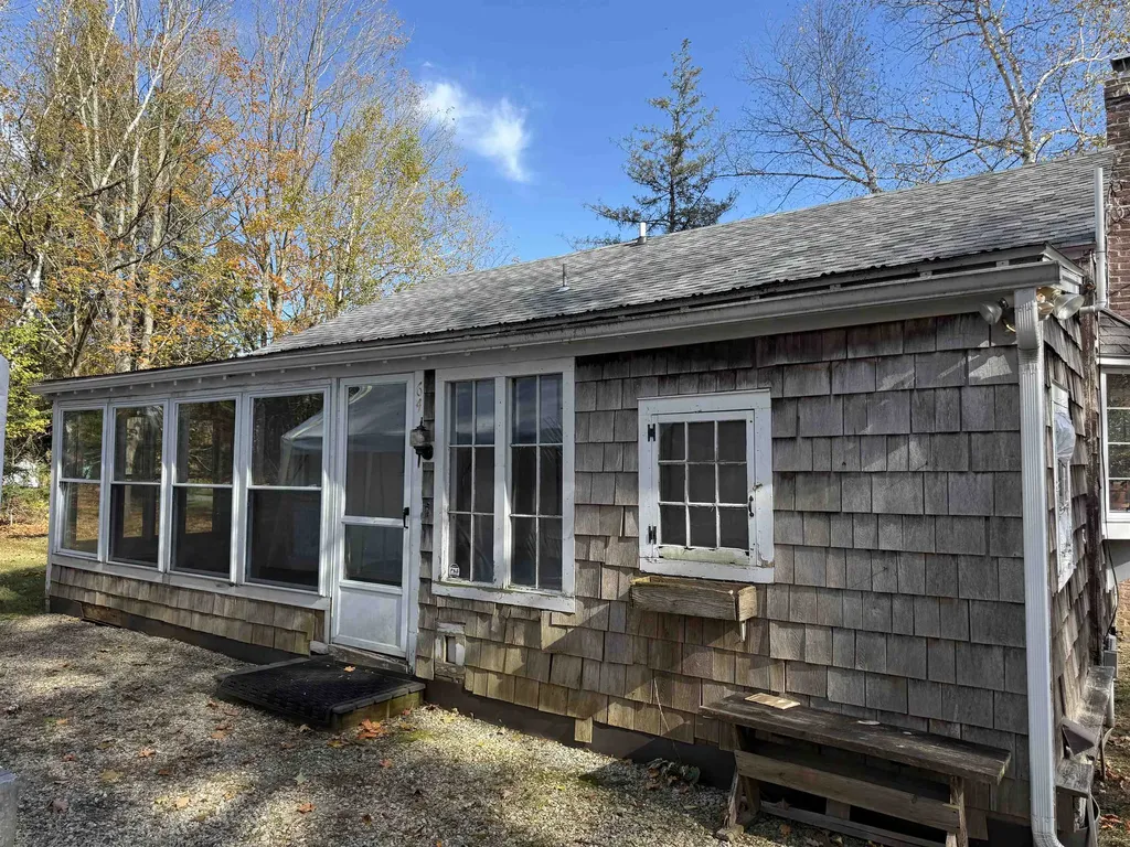 64 Bond Street Manchester VT 05255