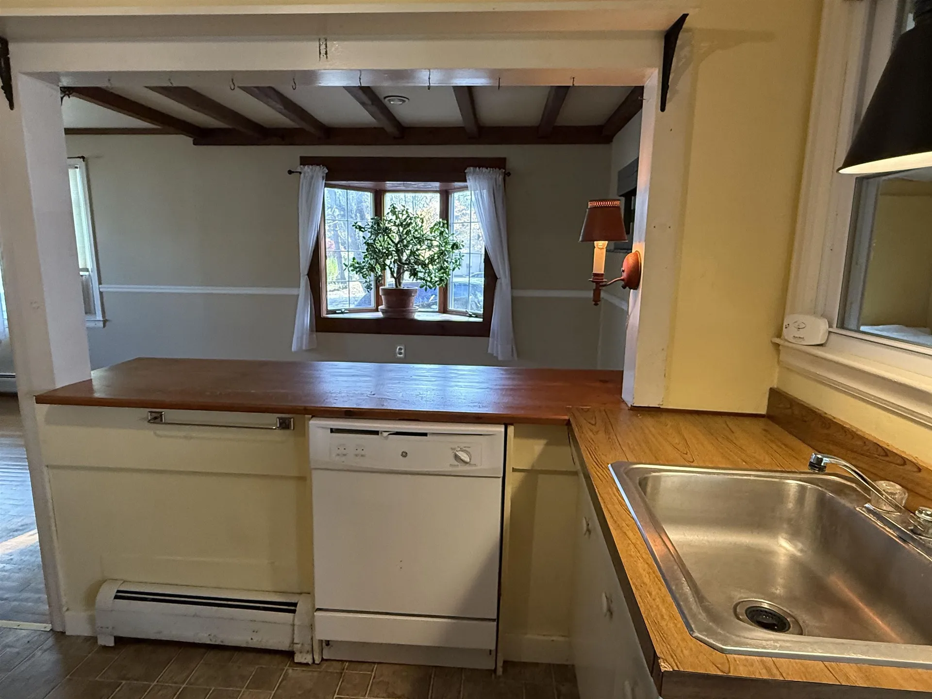 64 Bond Street Manchester VT 05255