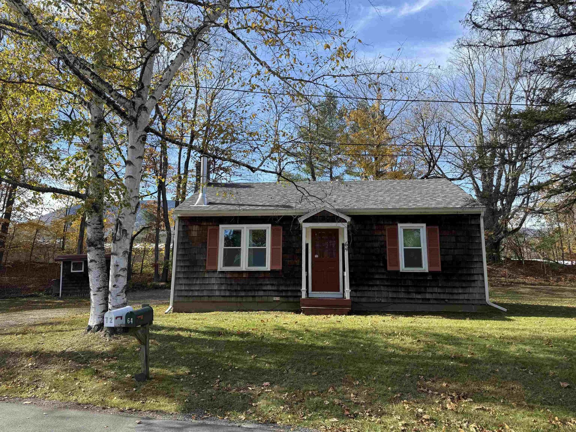 64 Bond Street Manchester VT 05255