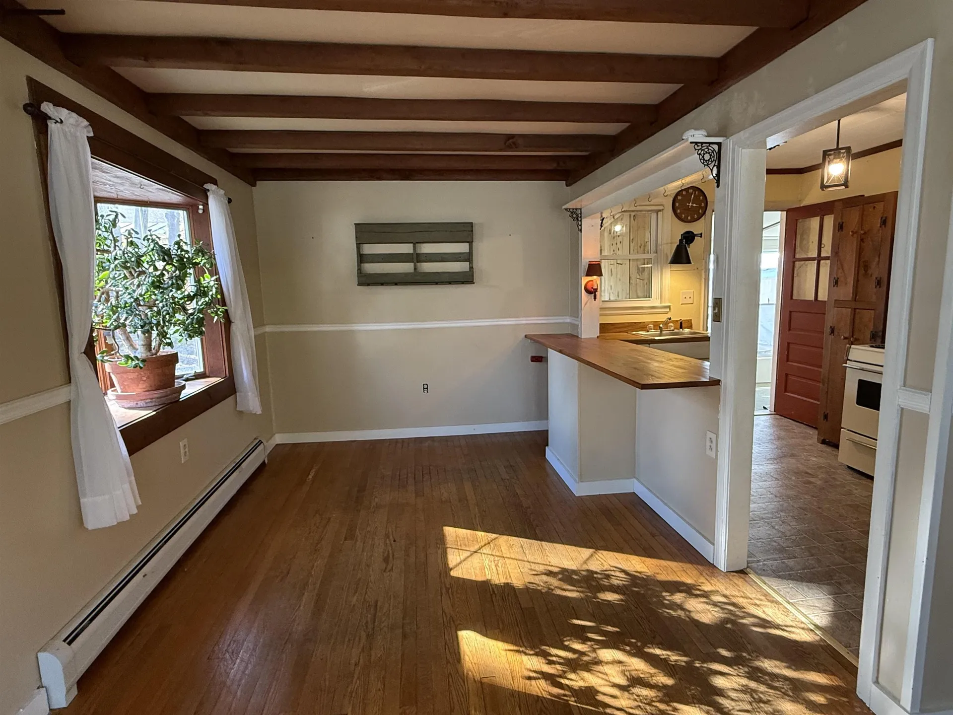 64 Bond Street Manchester VT 05255