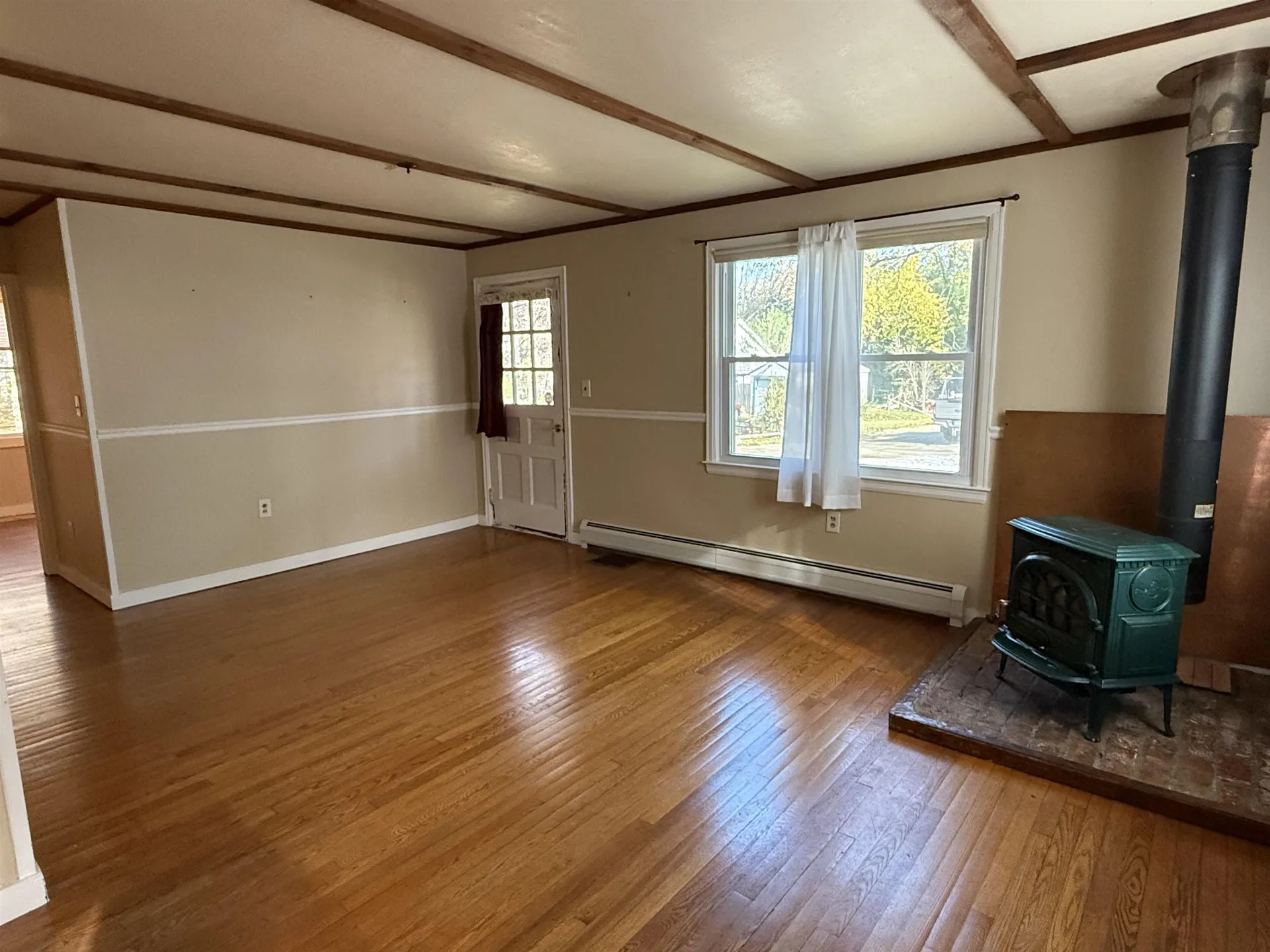 64 Bond Street Manchester VT 05255