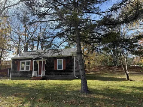 64 Bond Street Manchester VT 05255