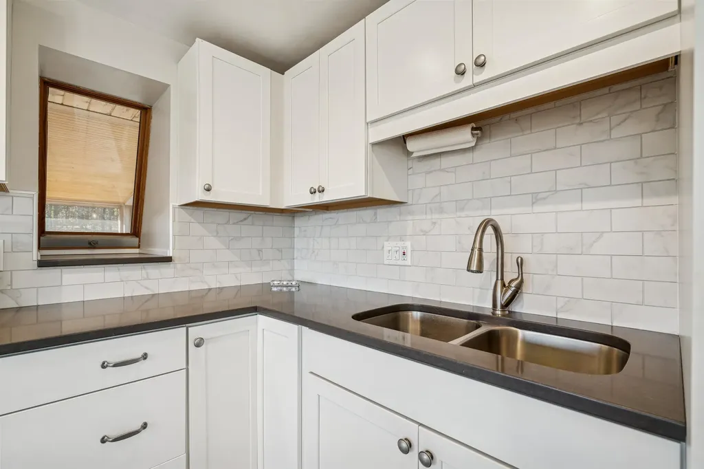 691 Cemetery Street Brookfield VT 05036