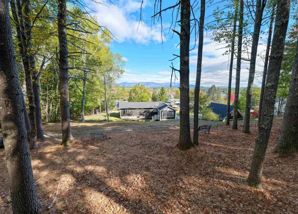 52 Chase Circle Center Harbor NH 03226