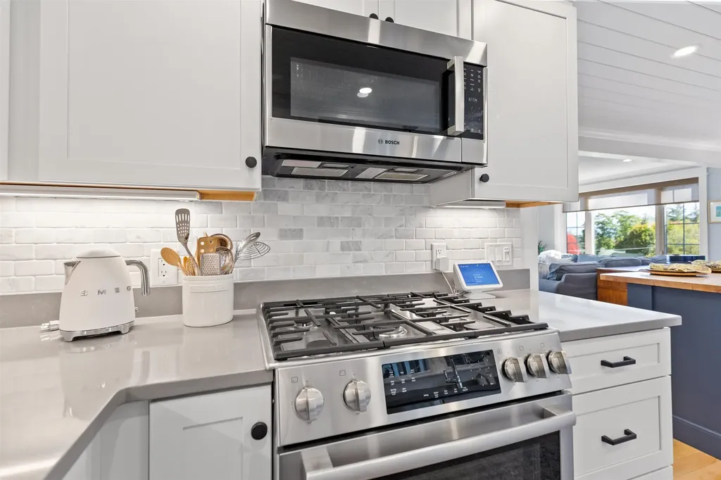 52 Chase Circle Center Harbor NH 03226