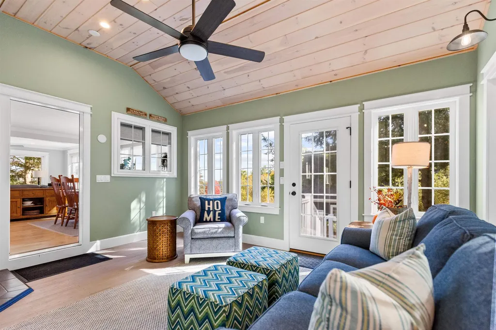 52 Chase Circle Center Harbor NH 03226