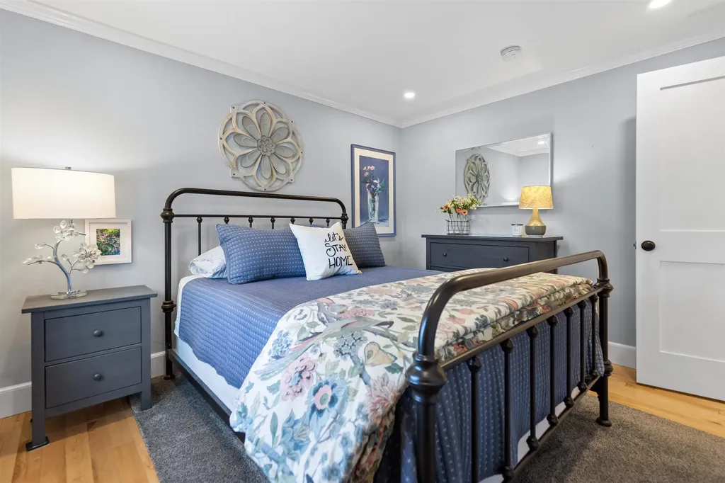 52 Chase Circle Center Harbor NH 03226