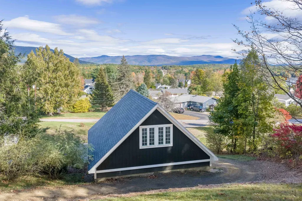 52 Chase Circle Center Harbor NH 03226