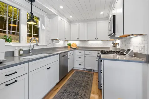 52 Chase Circle Center Harbor NH 03226