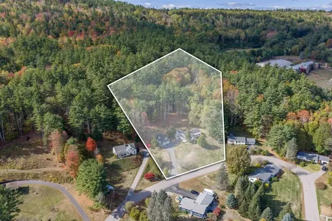 52 Chase Circle Center Harbor NH 03226