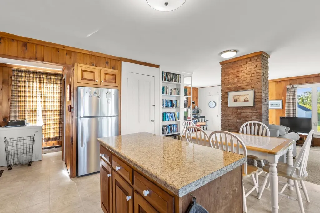 23 Straws Point Rye NH 03870