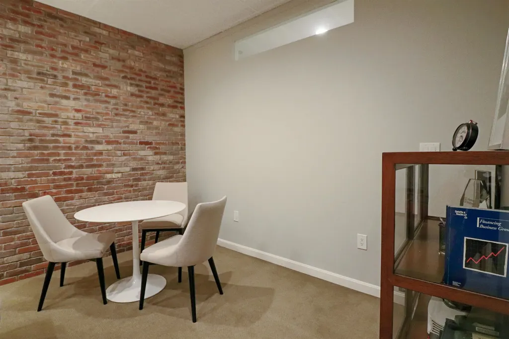 8, 9, 10 Vaughan Portsmouth NH 03801