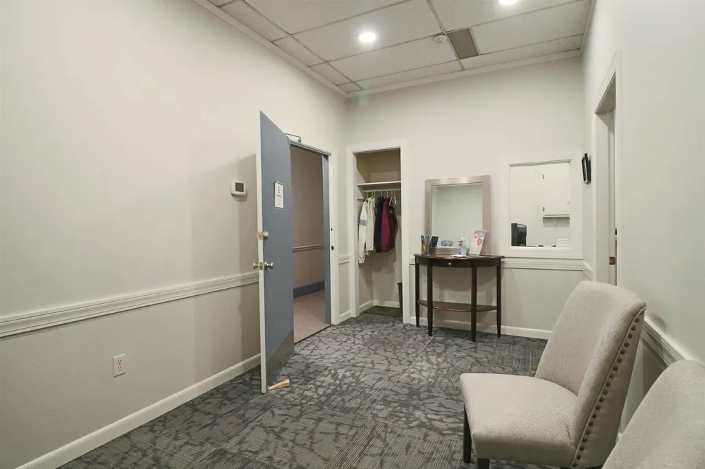 8, 9, 10 Vaughan Portsmouth NH 03801