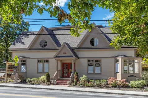 166 South Main Street Stowe VT 05672