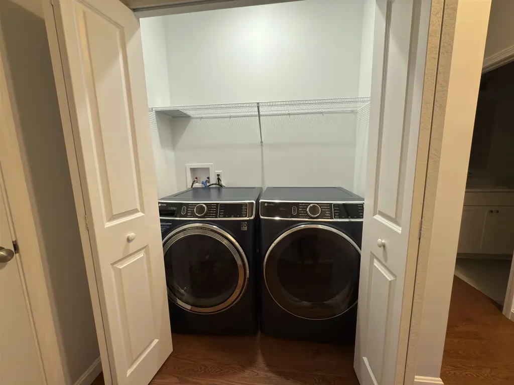 11 Venus Way Pelham NH 03076