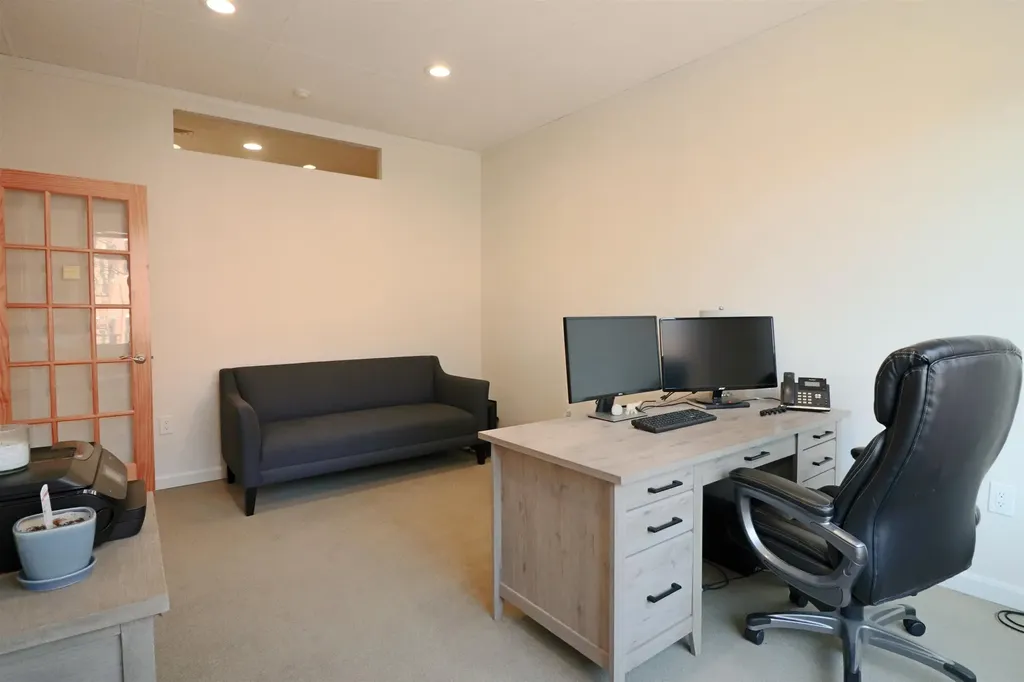 10 Vaughan Portsmouth NH 03801