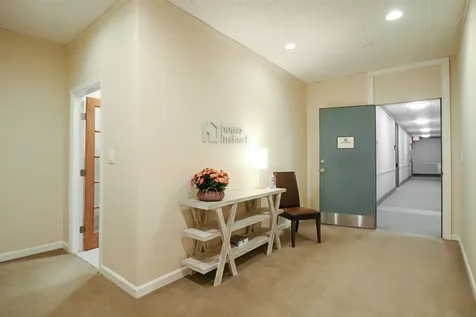 10 Vaughan Portsmouth NH 03801