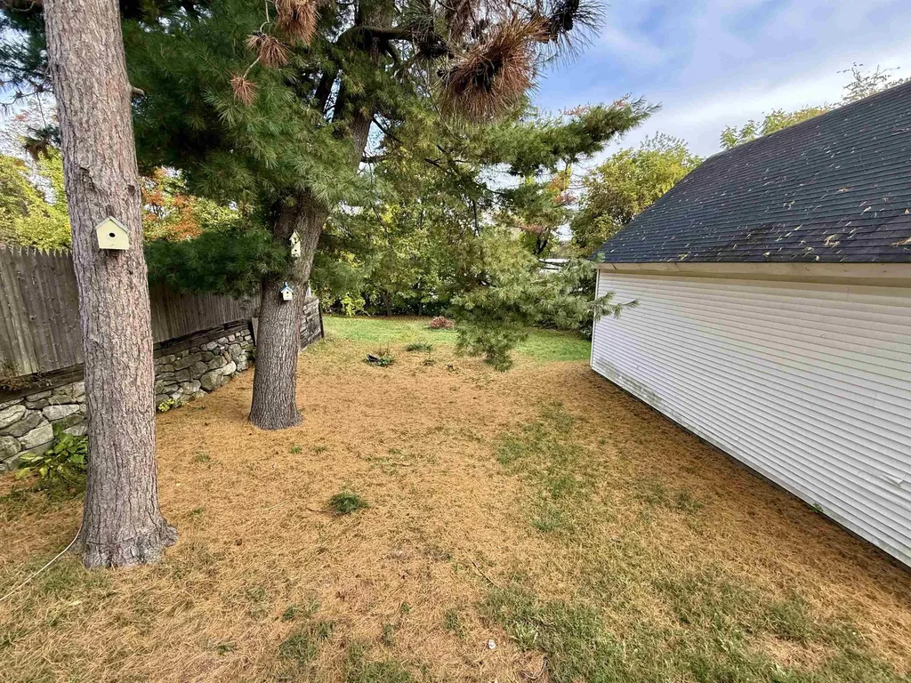 84 Spring Street Laconia NH 03246