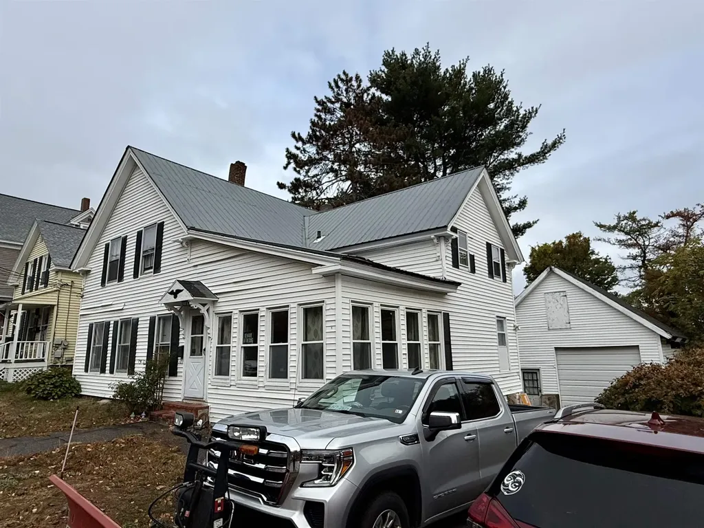 84 Spring Street Laconia NH 03246