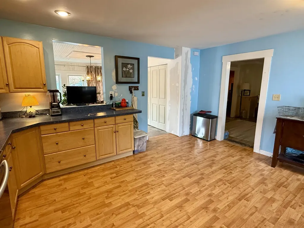 84 Spring Street Laconia NH 03246