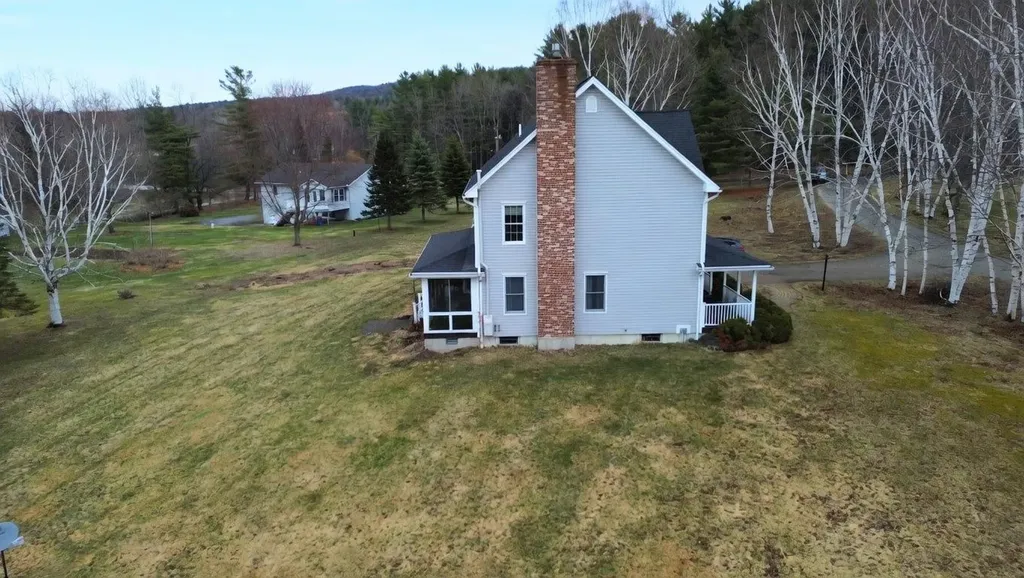 36 Tomahawk Path Derby VT 05829