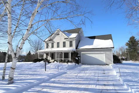 36 Tomahawk Path Derby VT 05829