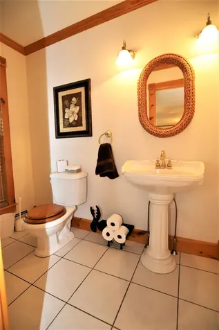 36 Tomahawk Path Derby VT 05829