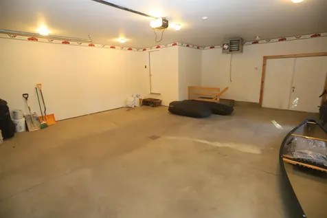 36 Tomahawk Path Derby VT 05829