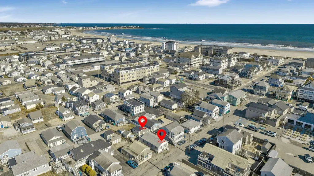 17 Johnson Avenue Hampton NH 03290-4906