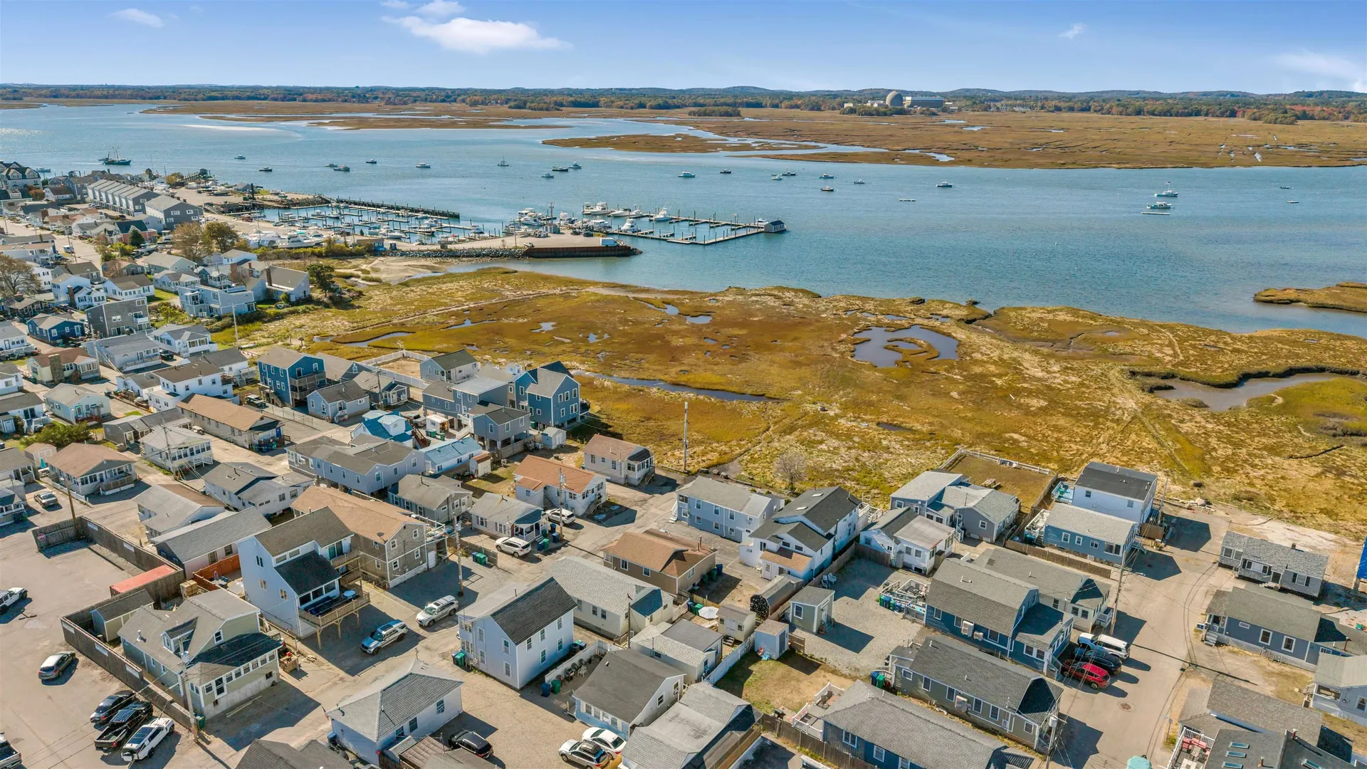 17 Johnson Avenue Hampton NH 03290-4906