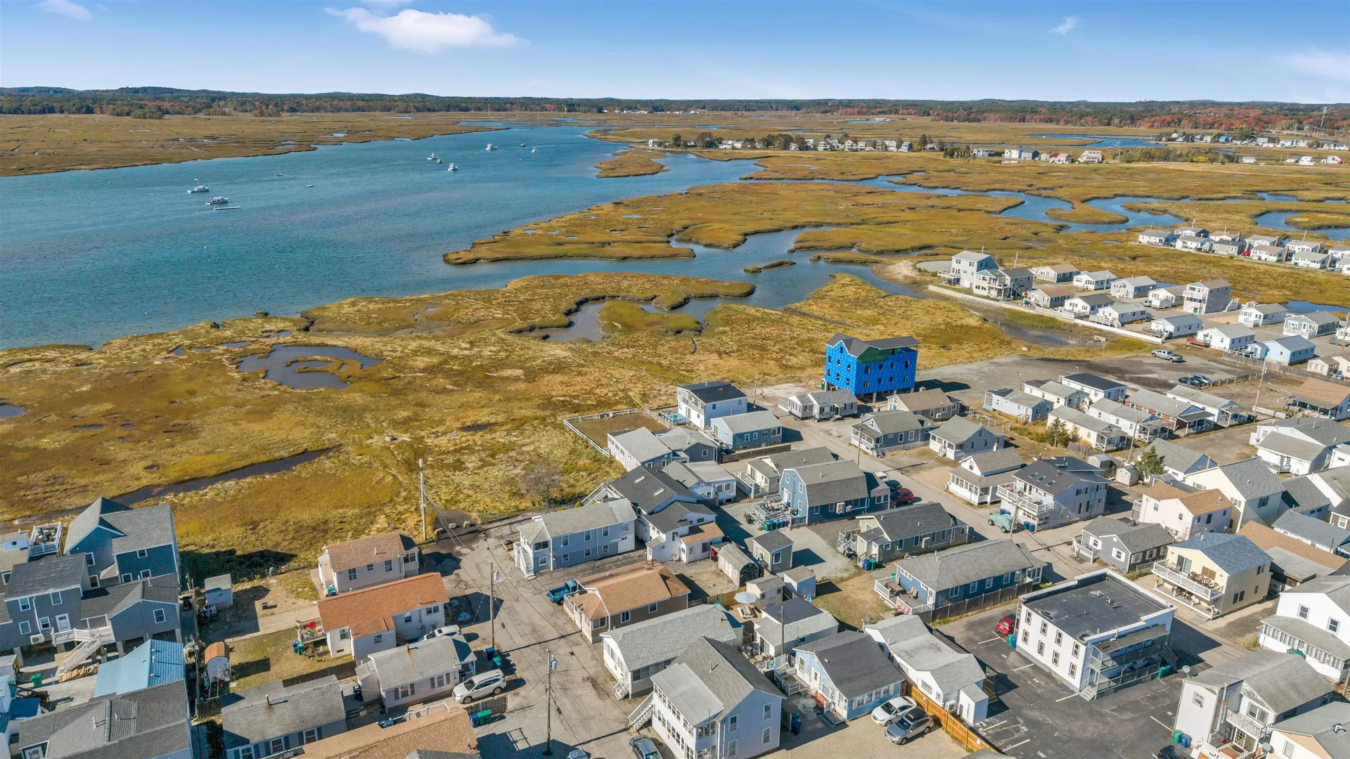 17 Johnson Avenue Hampton NH 03290-4906