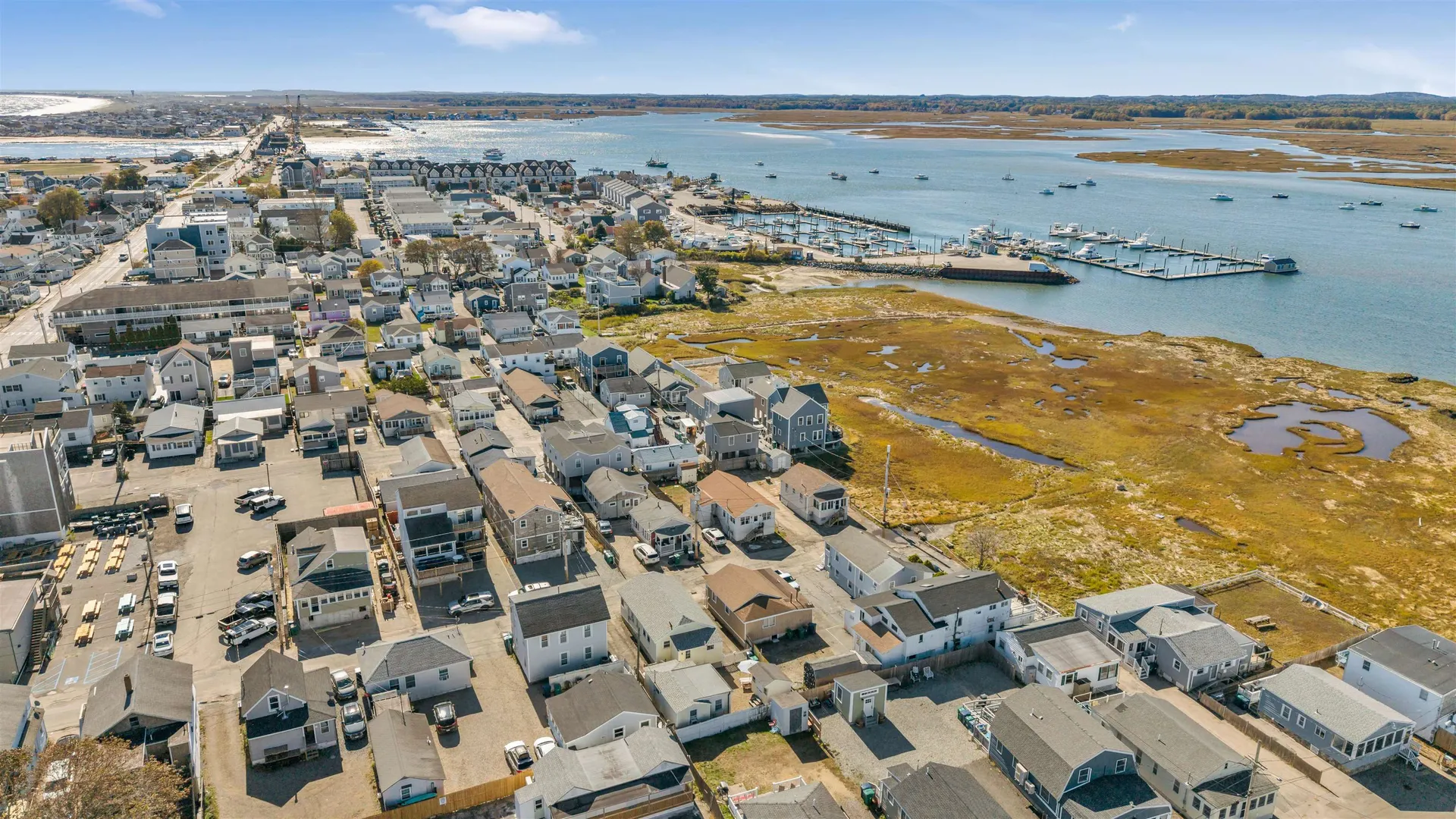 17 Johnson Avenue Hampton NH 03290-4906