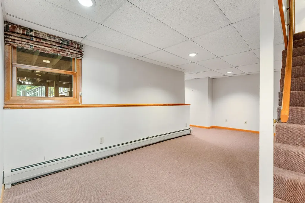 8 Margaret Street Essex VT 05452