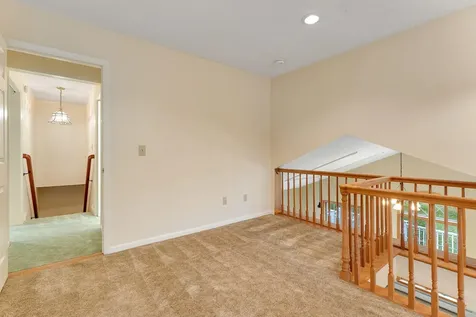 8 Margaret Street Essex VT 05452