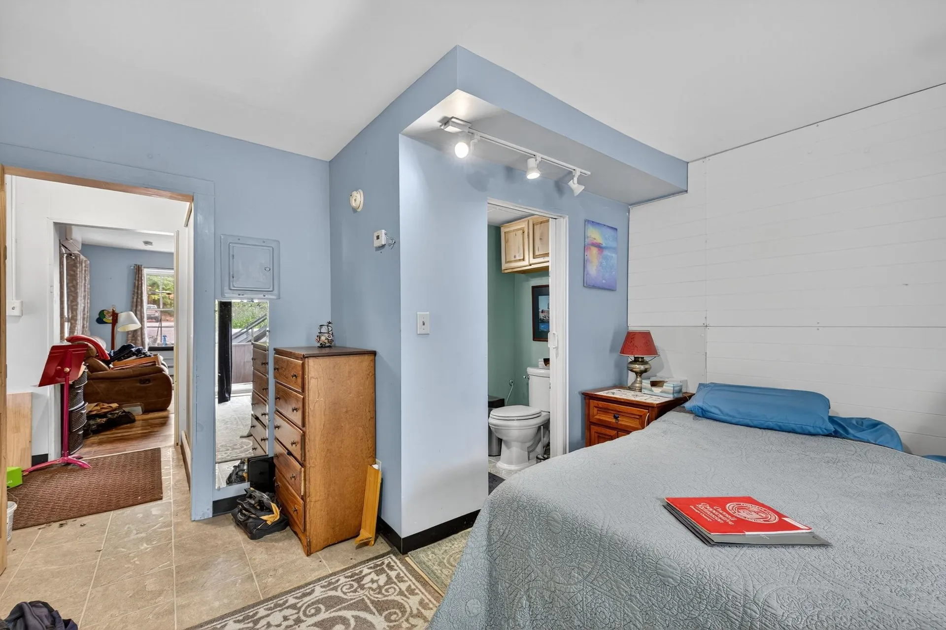 110 Main Street Epping NH 03042