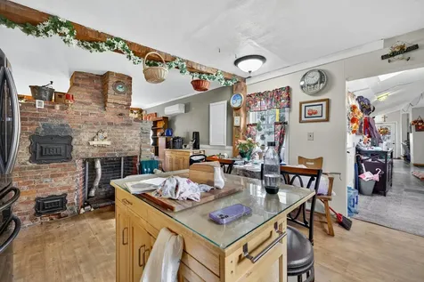 110 Main Street Epping NH 03042