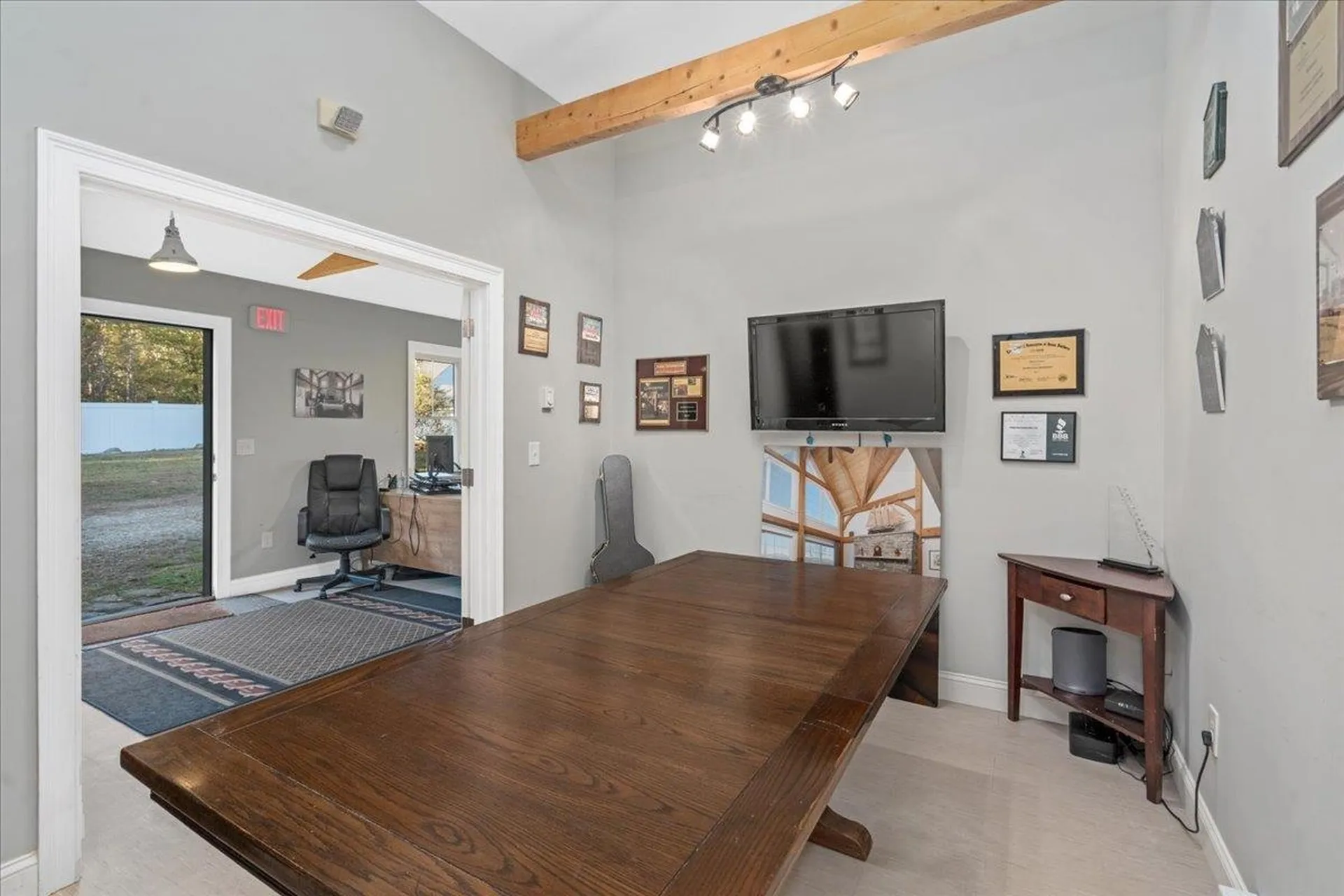 132 North Road Deerfield NH 03037