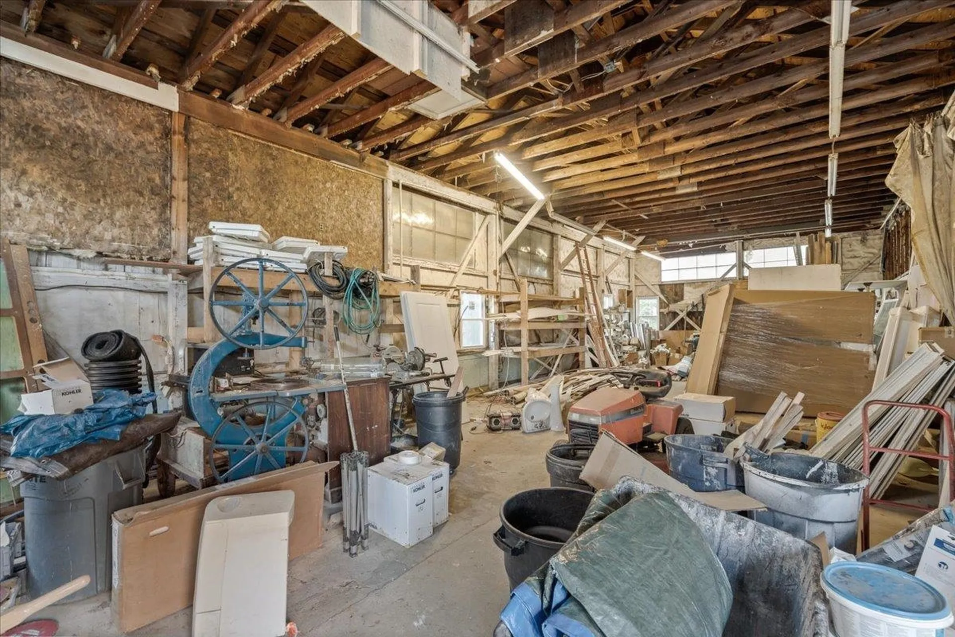 132 North Road Deerfield NH 03037