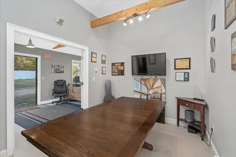 132 North Road Deerfield NH 03037