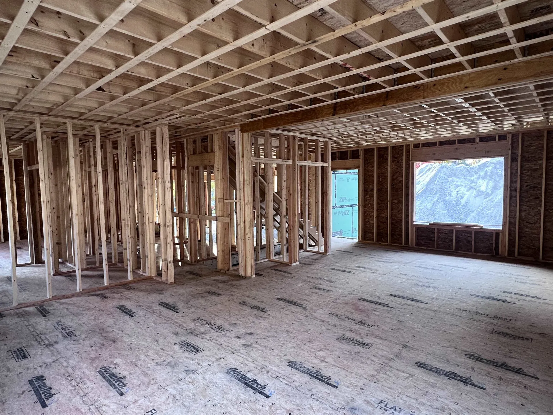101B Seaverns Bridge Road Merrimack NH 03054