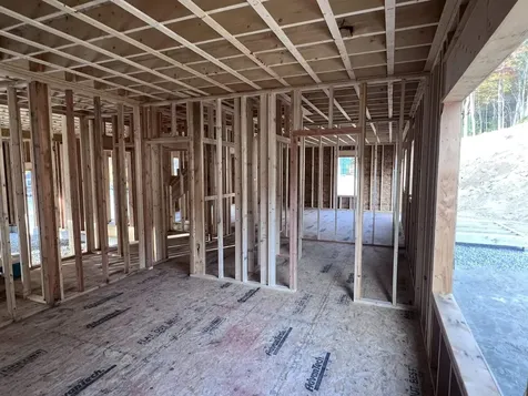 101B Seaverns Bridge Road Merrimack NH 03054