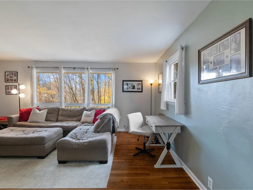 938 Perry Hill Road Waterbury VT 05676