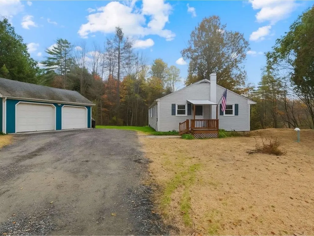 938 Perry Hill Road Waterbury VT 05676