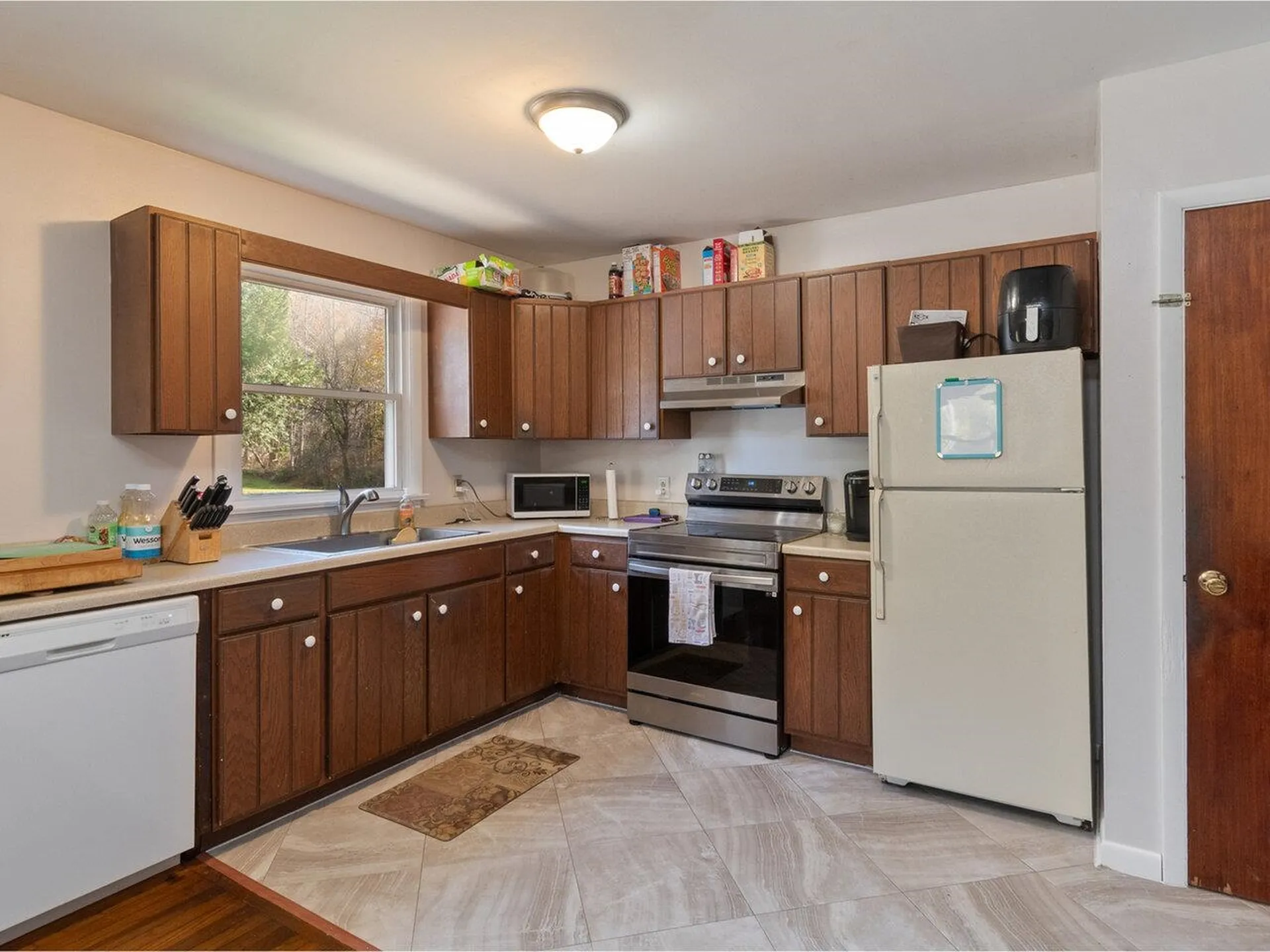 938 Perry Hill Road Waterbury VT 05676